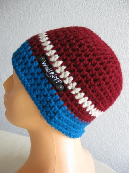 Beanie hat with reflective stripes, 3-colored